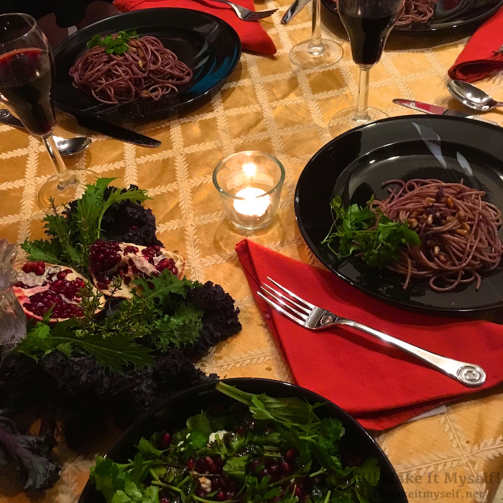 Friends for Dinner: Chianti Spaghetti, Pomegranate Salad, Red-Wine
Chocolate Cake